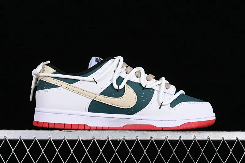 All Categories Nk SB Dunk Series Nk SB Dunk Low Low-top sneakers Nk Dunk Low Explore the limits Green, white and brown SB strappy low-top casual sneakers FD9762-061